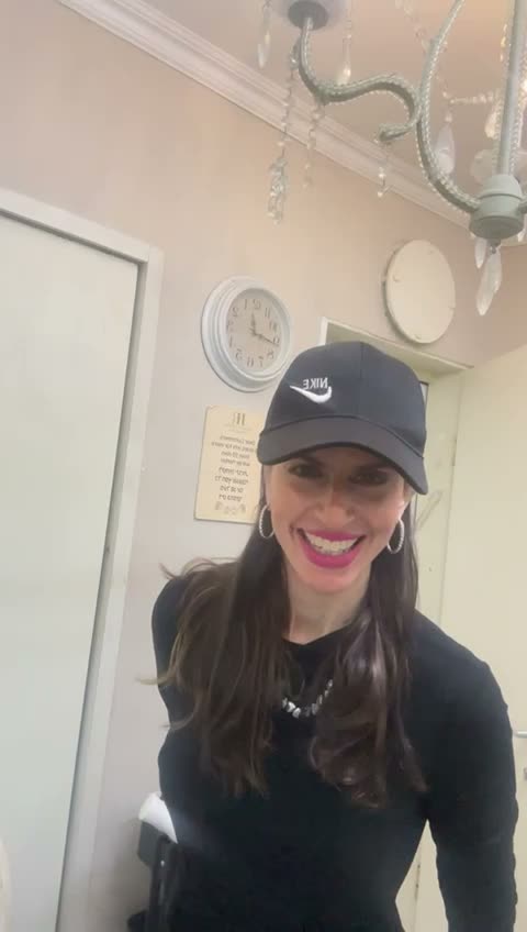 Rachel Hyman wig styling video 21 — sheitel work from Ramat Beit Shemesh salon